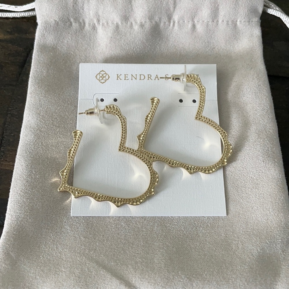 Sophee Heart Hoop Earrings (Gold)